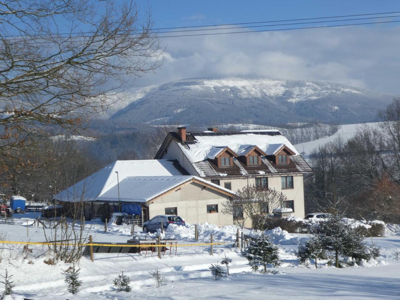 Ubytovani Farma U Sv. Jakuba Dolni Lanov Exterior photo